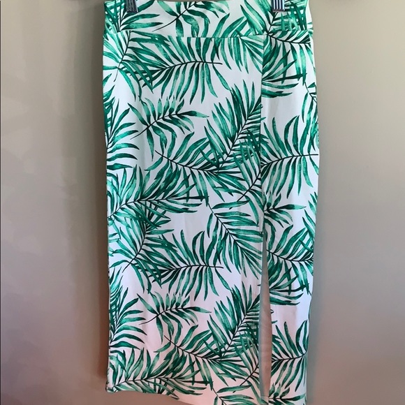 Forever 21 Dresses & Skirts - 🆕 NWT Forever 21 Gorgeous Summer Skirt